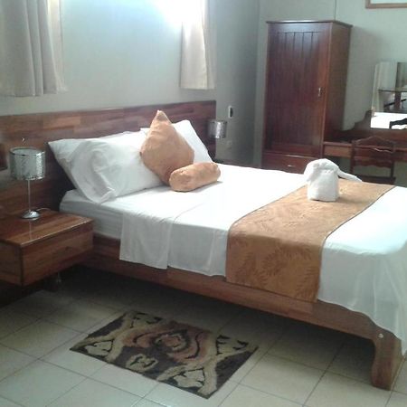 Hotel Golden Star Iquitos Exteriör bild