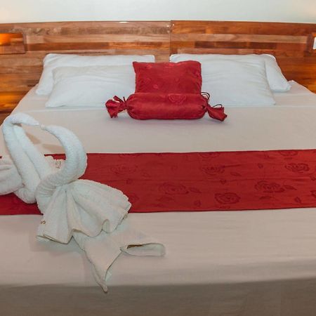 Hotel Golden Star Iquitos Exteriör bild