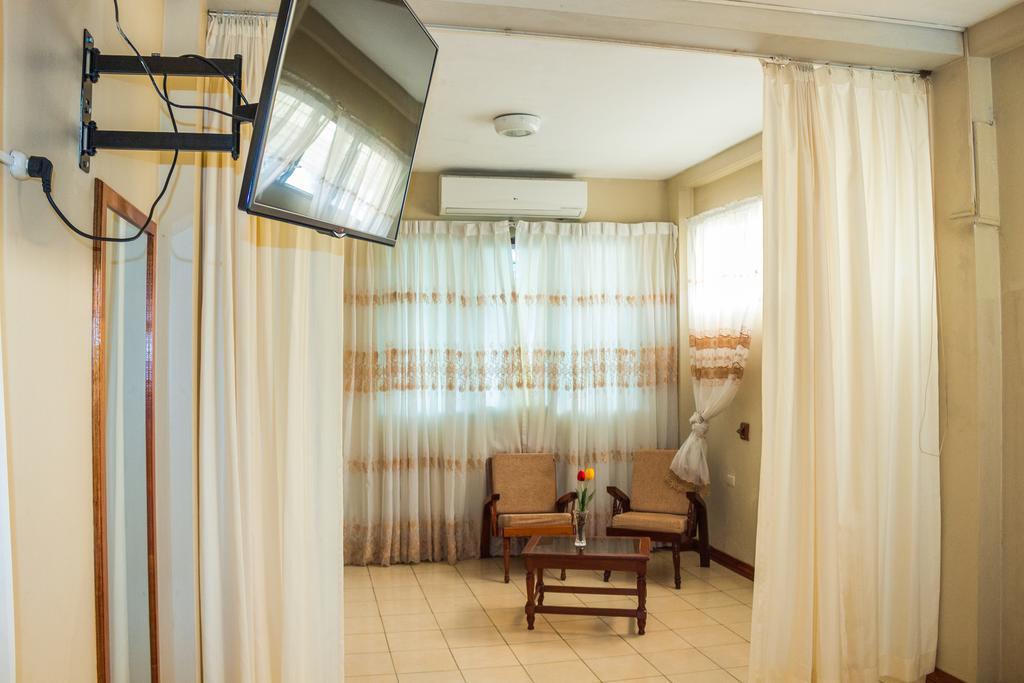Hotel Golden Star Iquitos Exteriör bild